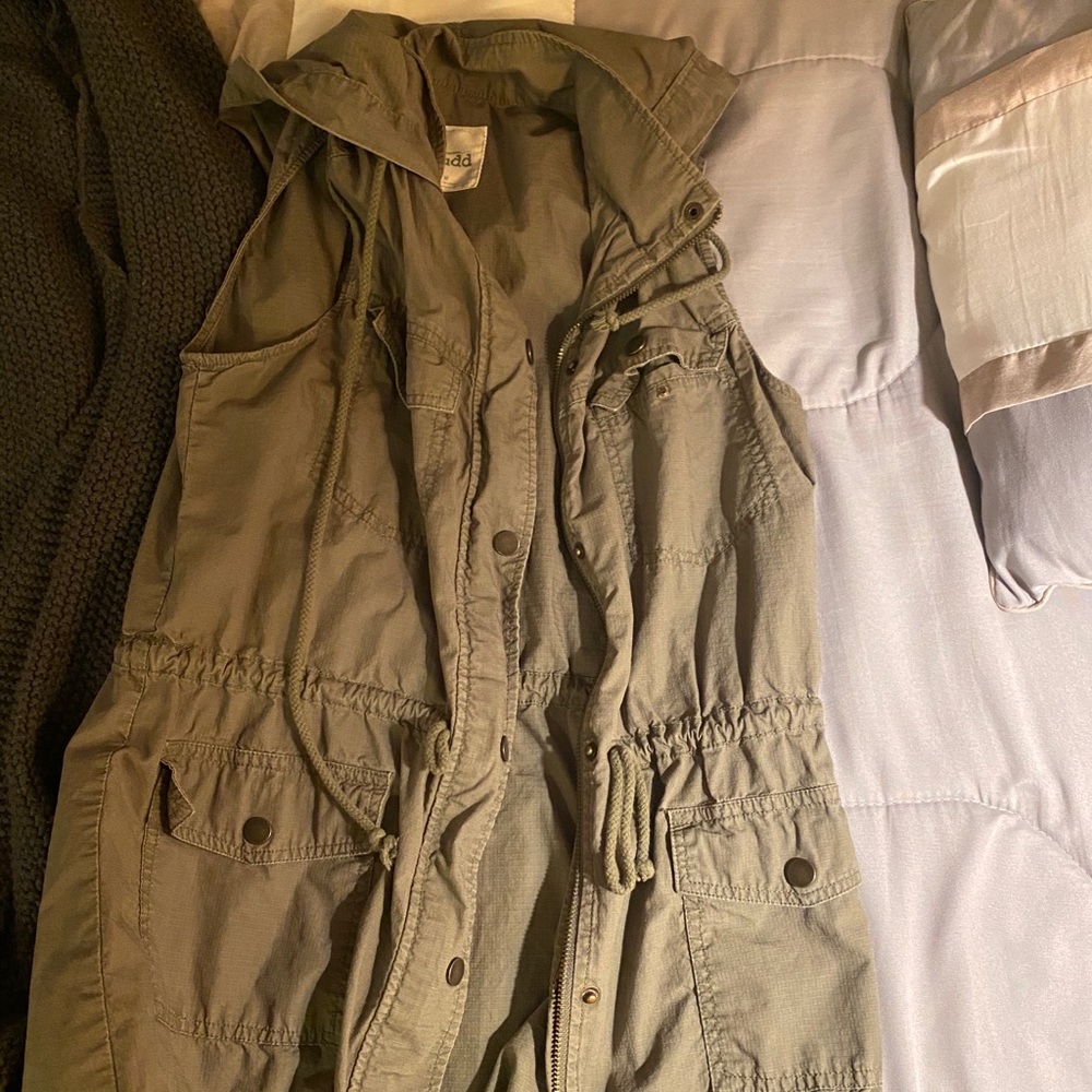 Army green vest